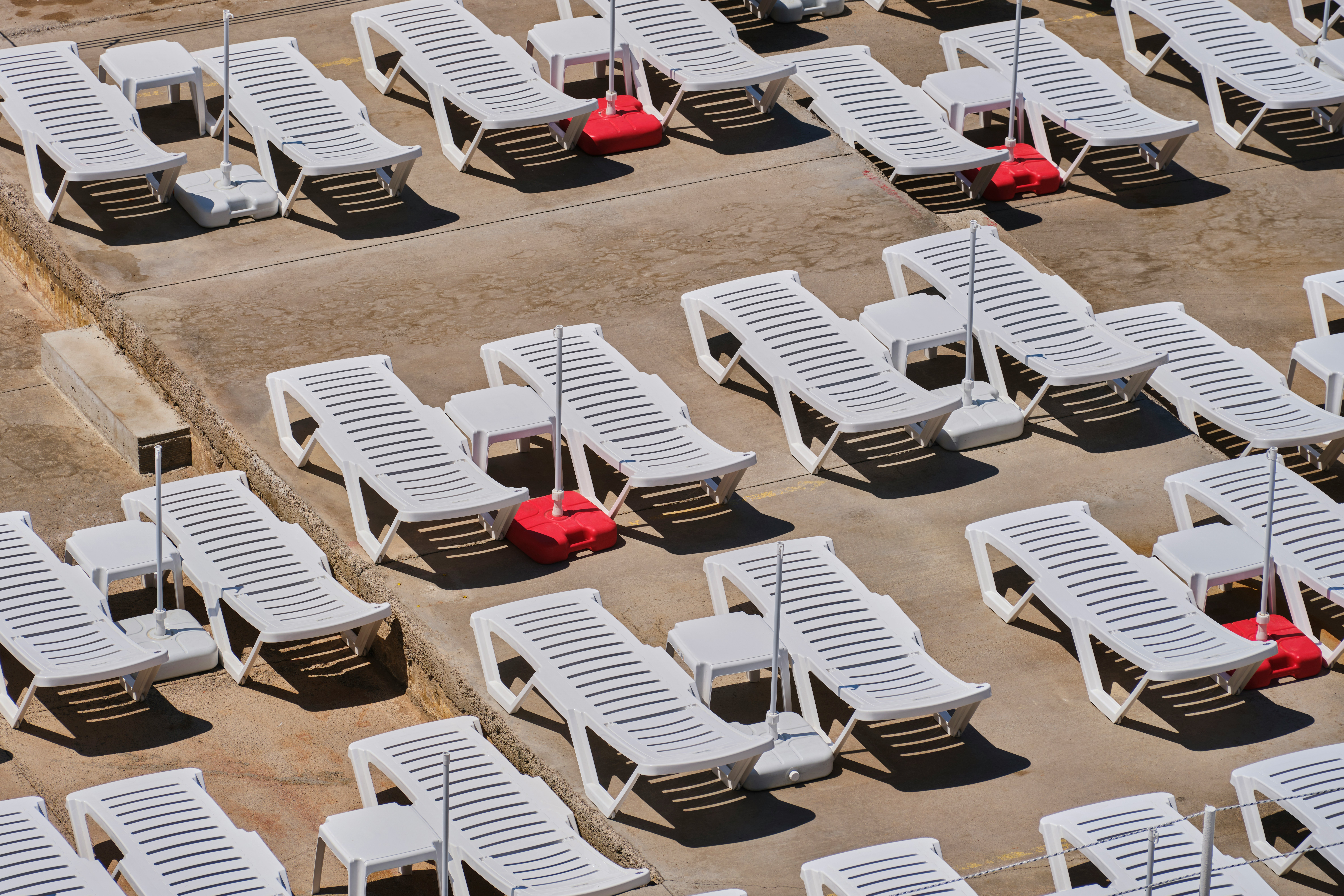 Sun Loungers, PCs and Desks